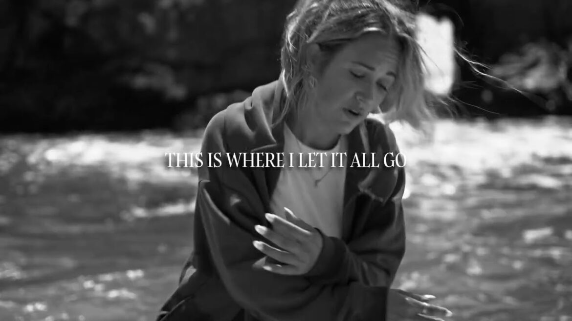 Britt Nicole – Clarion (Visualizer)