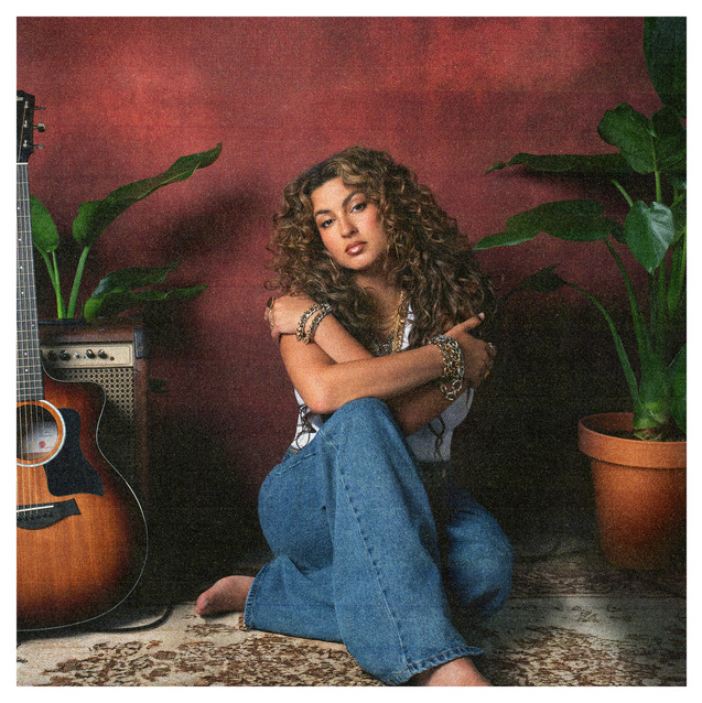 TORI KELLY